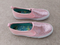 Sparkling Slip-on girl shoes(Pink) size 4