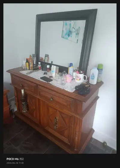 commode en bois brun armoire , View more