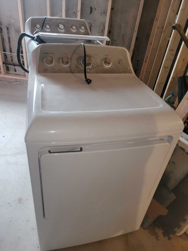Washer and Gas Dryer  in Washers & Dryers in Kawartha Lakes