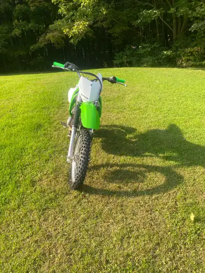 Selling my klx140r 2023 got it new one owner runs great fresh oil, change and filter new battery and...