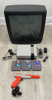 Nintendo NES bundle light gun + games+ TV/VCR combo