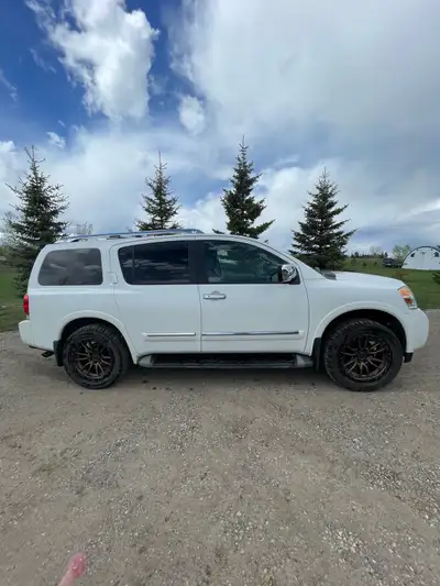 2013 Nissan Armada platinum v8 (8 Seater) 127,505 KM - (Daily driver so will go up) Owned since 2023...