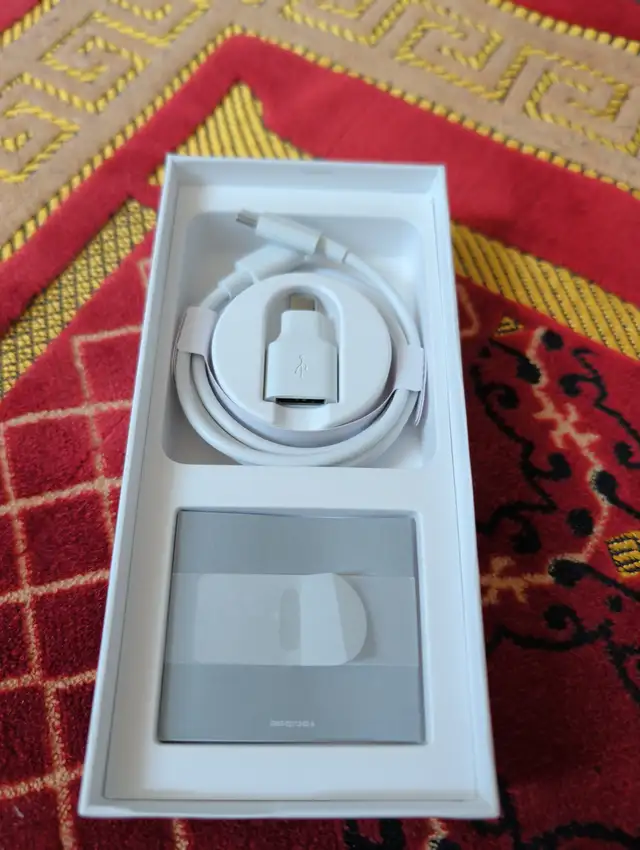 Google Pixel 8 Pro 256gb with Case and Screen Protector in Cell Phones in Mississauga / Peel Region - Image 4