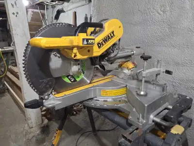 DeWalt 12" Duel Bevel Sliding Mitre Saw DWS780, View more