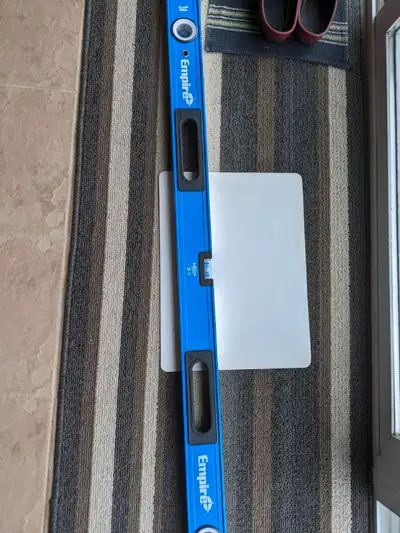 EMPIRE 48" True Blue Magnetic Box Level Excellent Condition CALL or TEXT 778-246-6084 $20.00 O.B.O.