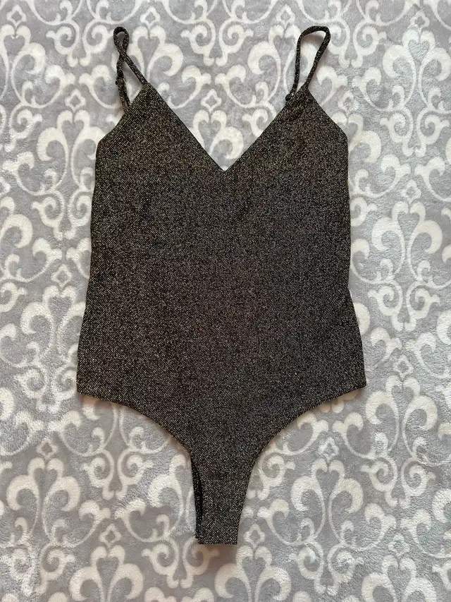 ReVamped Women’s Black & Gold Sparkly Bodysuit  in Women's - Tops & Outerwear in Oshawa / Durham Region - Image 2