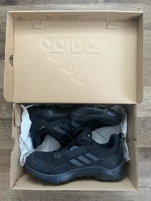 Adidas Terrex GORE-TEX – Imperméables & adhérentes in Men's Shoes in Granby - Image 5