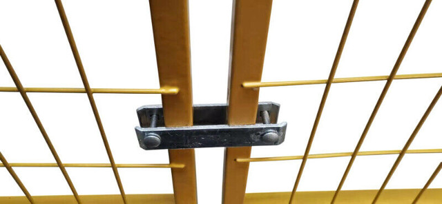 Security Clamps for Temporary Fence Panels - Brand New in Other Business & Industrial in Edmonton - Image 2