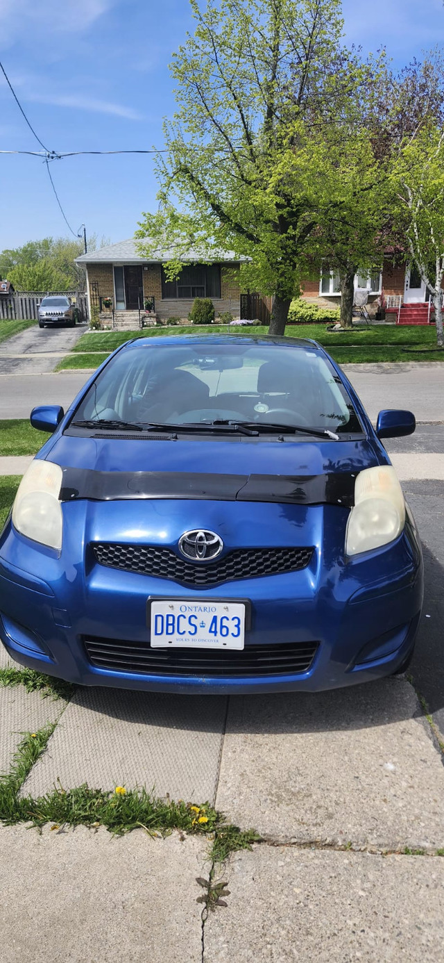 2010 Toyota yaris le 4dr hatchback four door sedan. in Cars & Trucks in City of Toronto
