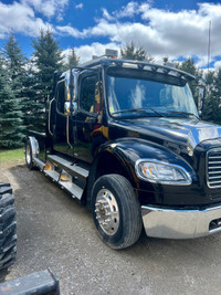 2008 Freightliner M2 Sport Chasis buisness class