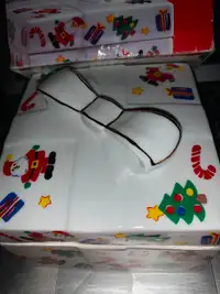 Porcelain box Christmas motifs in box/Boite porcelaine Noel
