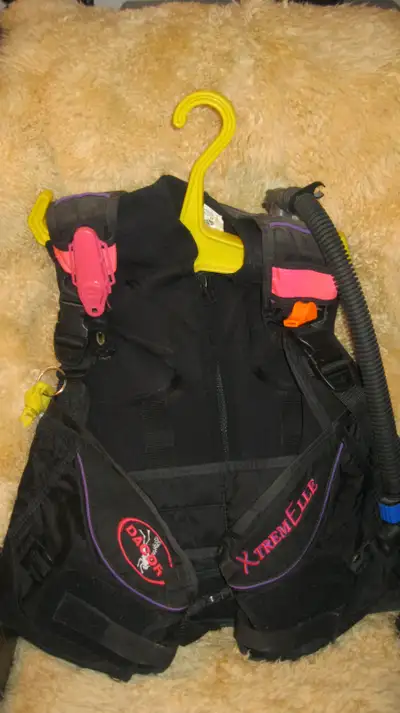 scuba bcd, View more