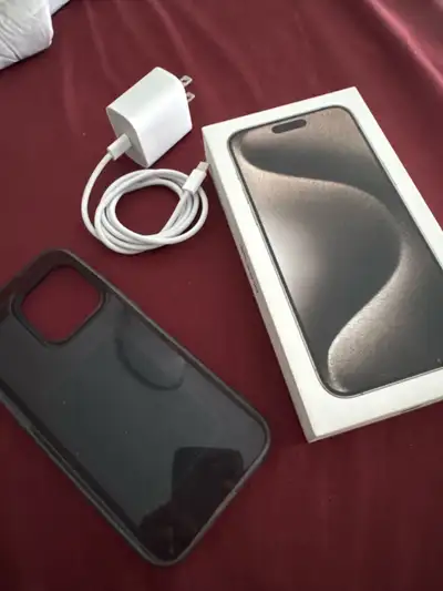  iPhone 15 Pro Max 256GB, View more