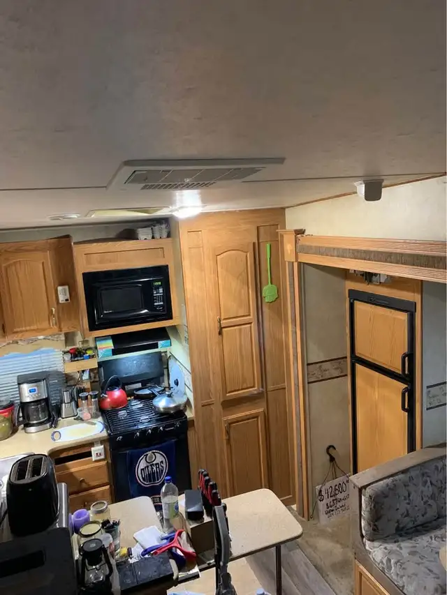 RV Long Term Living Chemainus Gardens in RVs & Motorhomes in Cowichan Valley / Duncan - Image 3
