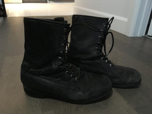 Bottes en cuir leather boots dans Chaussures pour hommes  à Trois-Rivières - Image 3