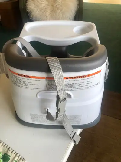 Toddler dining seat with pull out tray, View more