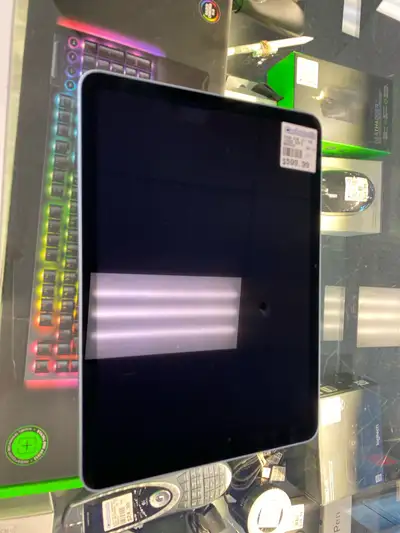 IPAD Air 11” 128GB M3 WIFI Tablet @ Cashopolis, View more