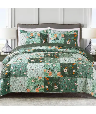 Reversible Floral Patchwork Quilt (QUEEN), View more