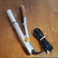 Instyler Rotating Hot Iron IS1001 Curling Iron 1-1/4” Barrel