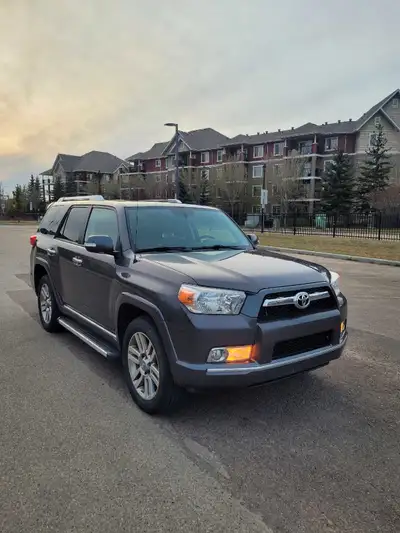2013 Toyota 4Runner Limited Fully Loaded, Active