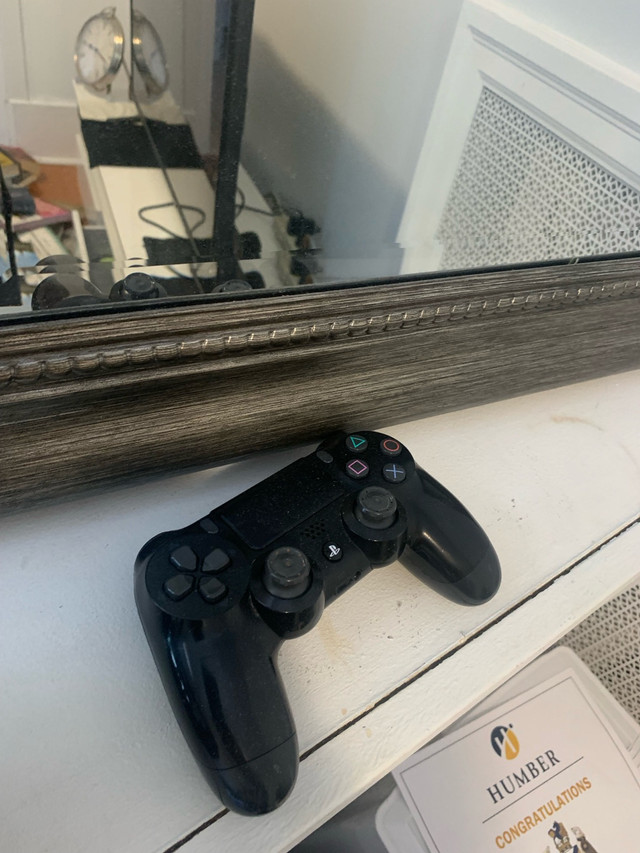 Sony PlayStation 4 Controller damaged in Sony Playstation 4 in City of Toronto