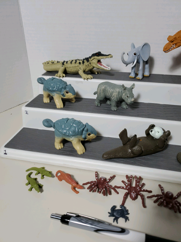 lot animaux #64 in Toys & Games in City of Montréal - Image 4