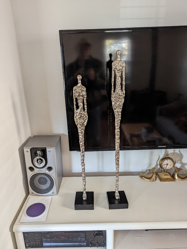 2 grandes statues en métal chromé Madame et Monsieur Art et objets de