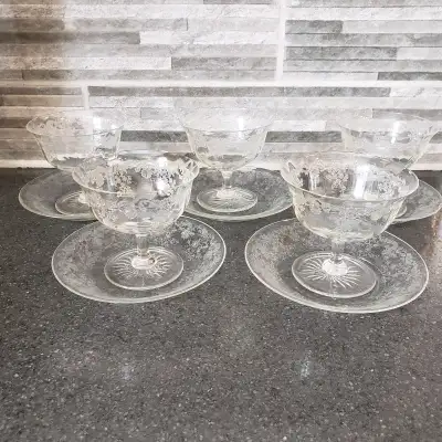4 Sherbet/Compote glasses with matching saucers. Etched Queens lace pattern, Good condition! 1 set b...