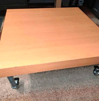 Table/platform for display or home use