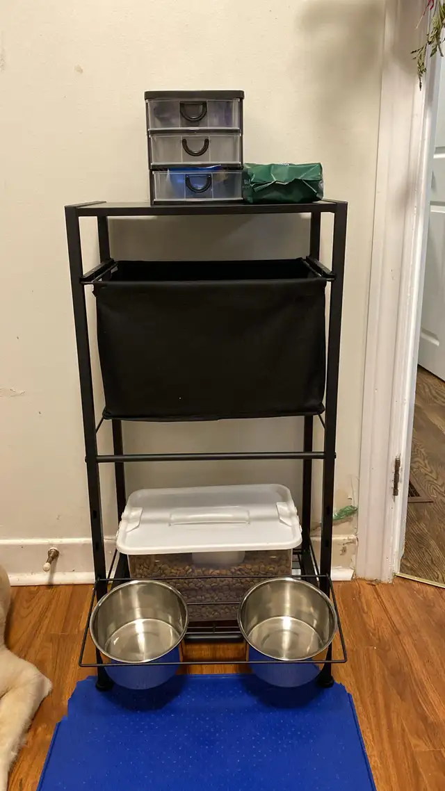 Puppy station organizer in Accessories in City of Toronto - Image 3