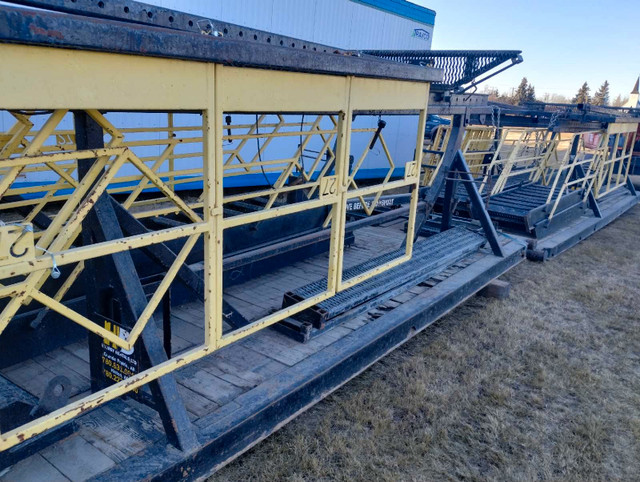 Elevated work platform  in Ladders & Scaffolding in Edmonton - Image 3