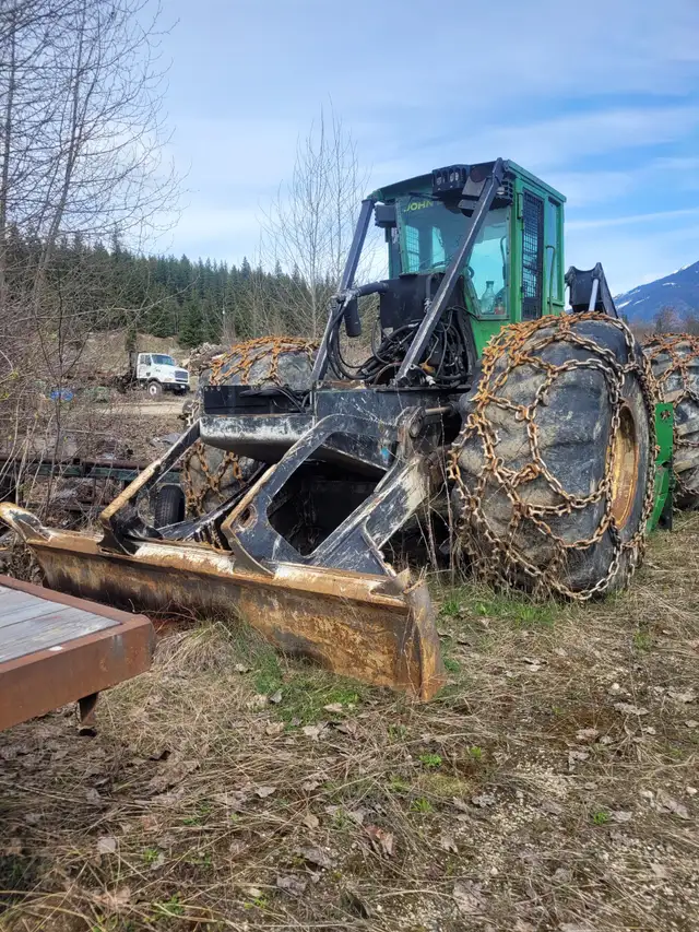 2010 John Deere 848H Skidder in Other in Revelstoke - Image 10