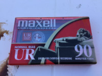 Cassette vierge Maxell UR 90 minutes