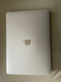 Like-New MacBook Pro 13" – Single Owner, Excellent Condition!!! 