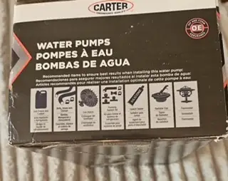 Pompe à eau neuve. Modèle 114-0010-6 WP-2157. Je n'ai plus la voiture Ford Fiesta. Facture à l'appui...