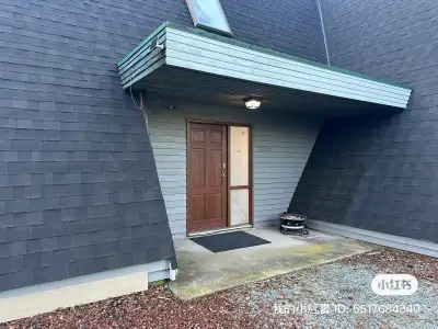 North Surrey Fraser Heights three bedroom two washroom unit for rent with separate entry, quite loca...
