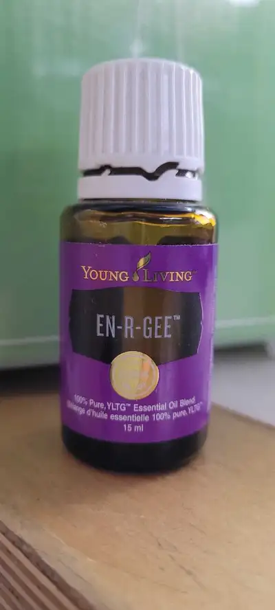 Young Living En-R-Gee Essential Oil Blend 15 ml, View more