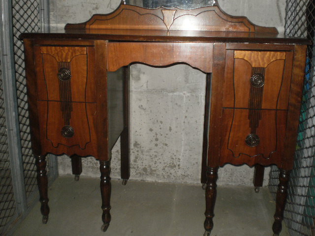 antique make up  desk dans Art et objets de collection  à Ville de Montréal - Image 2