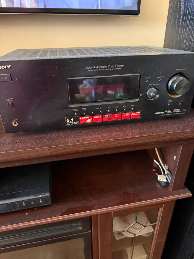 Stereo speakers and amp 400.00 firm in Speakers in Mississauga / Peel Region - Image 3