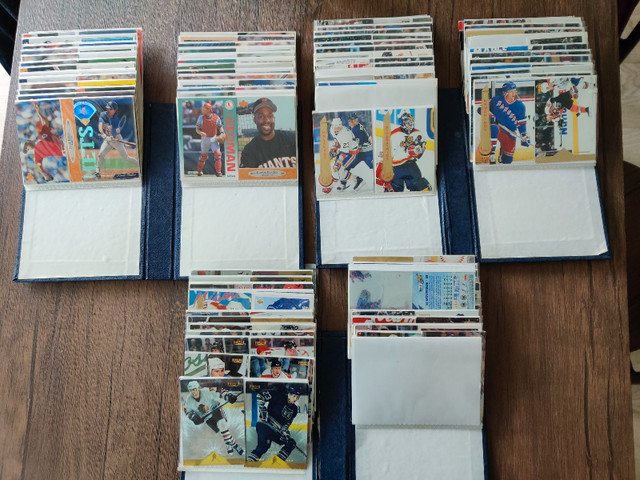 Selling old baseball / hockey cards in Arts & Collectibles in City of Toronto - Image 2