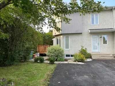 Maison à étages à louer à Chambly - 1243 rue Saint-Joseph