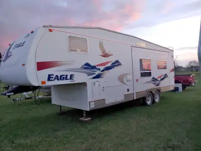 2006 Jayco Eagle 28 foot trailer for sale. Everything in working order. One slide. Sleeps six. Has a...