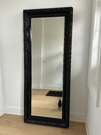 Modern standing mirror