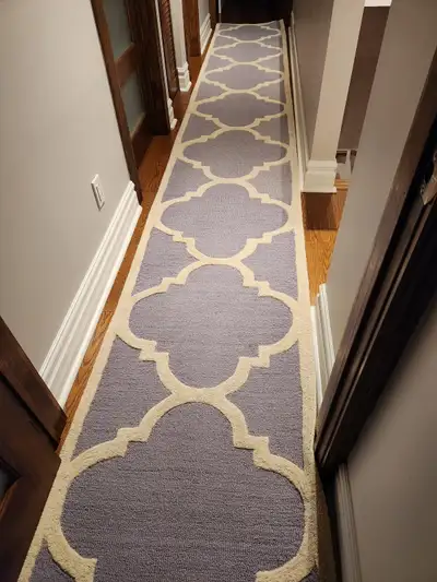 Beautiful Long Safavieh Tufted Wool Runner Rug, View more