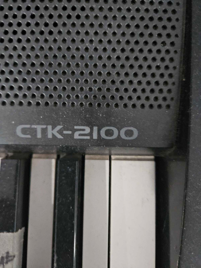 Casio keyboard in General Electronics in Regina - Image 2