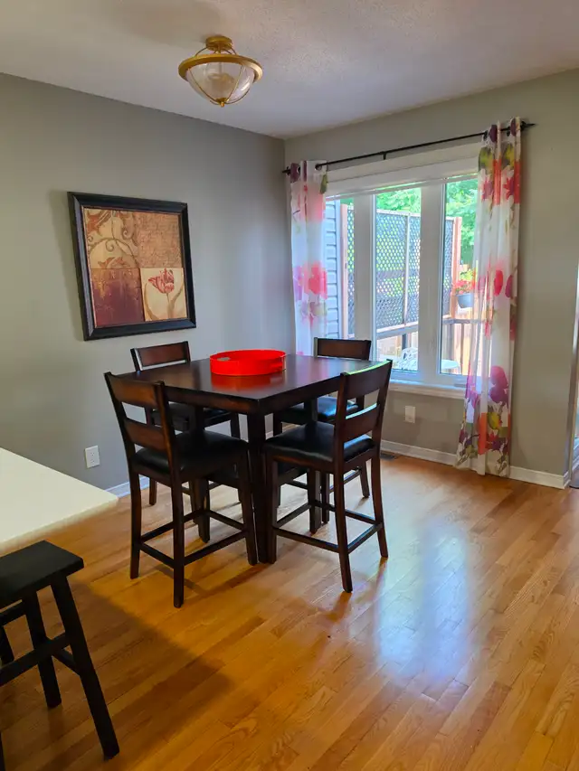 Room for rent in a clean and quiet home-Near to Place d'Orleans in Room Rentals & Roommates in Ottawa - Image 5