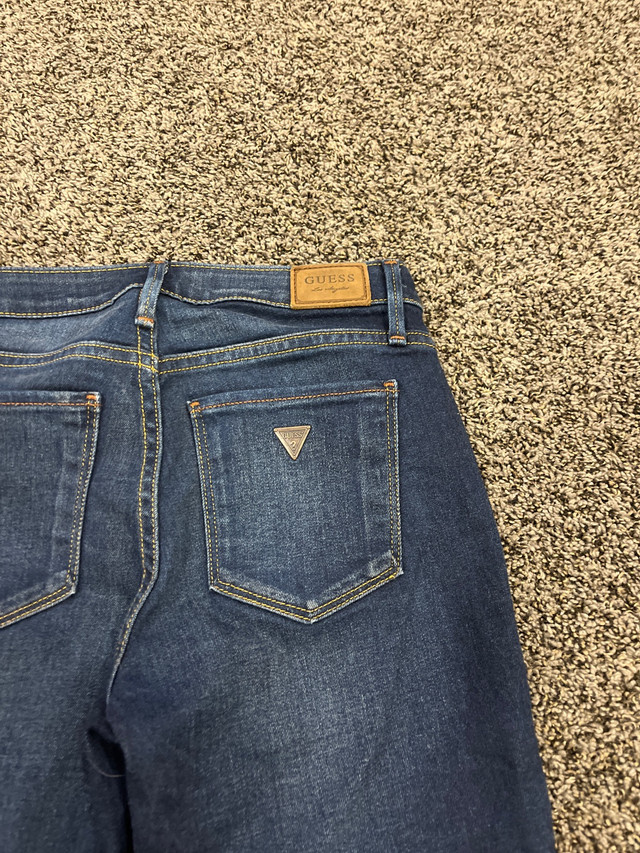 Guess jeans in Women's - Bottoms in Prince George - Image 2