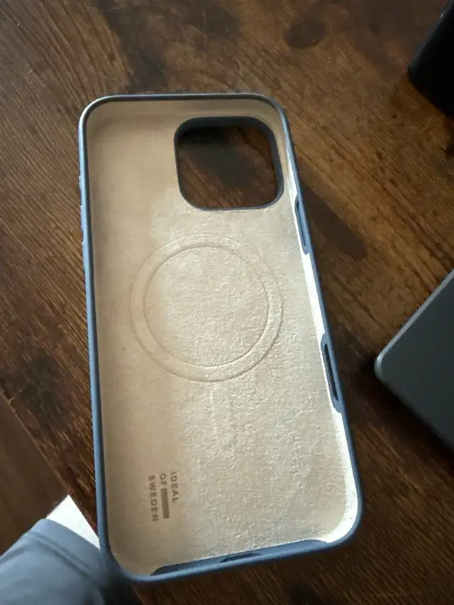 iPhone 16 pro max  case in General Electronics in Edmonton - Image 2