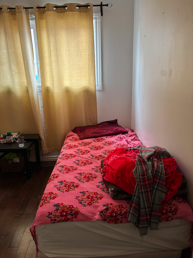 ROOM FOR RENT IN RUNDLE NE - $600 in Room Rentals & Roommates in Calgary