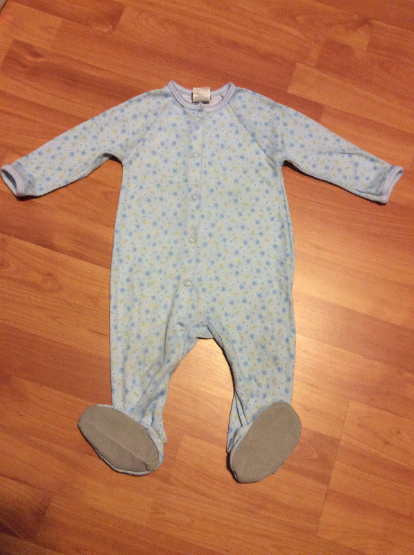 4 Baby Girl PJ's  size 12-18 months in Clothing - 12-18 Months in Moncton - Image 2